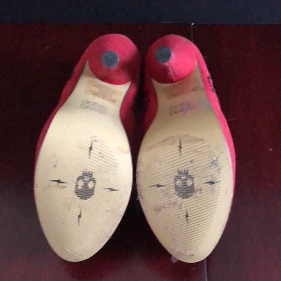 Iron Fist Red Skull Shoes - Picture 4 of 5